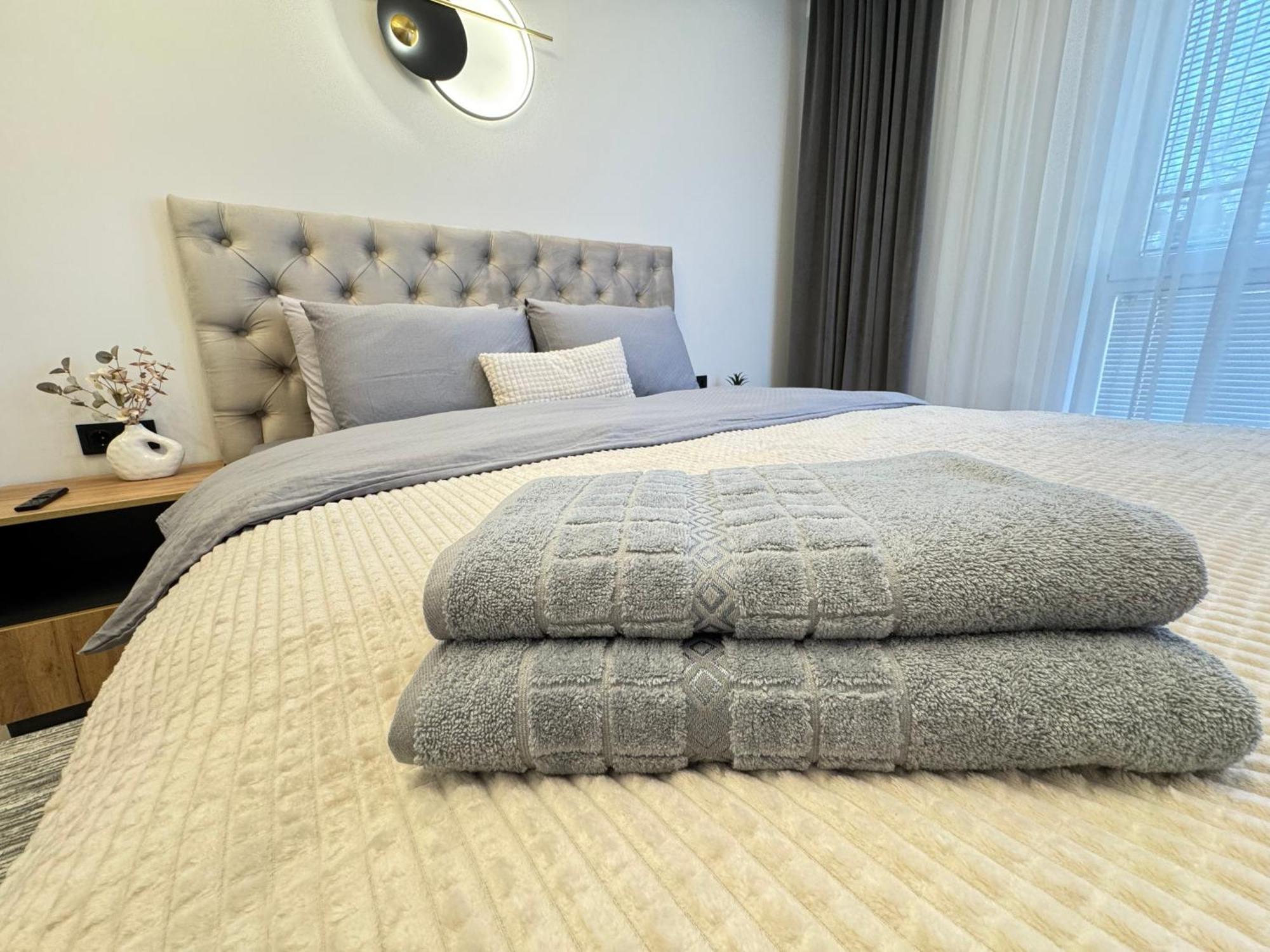 Apartment Rentnow Family Large Near Park Kischinau